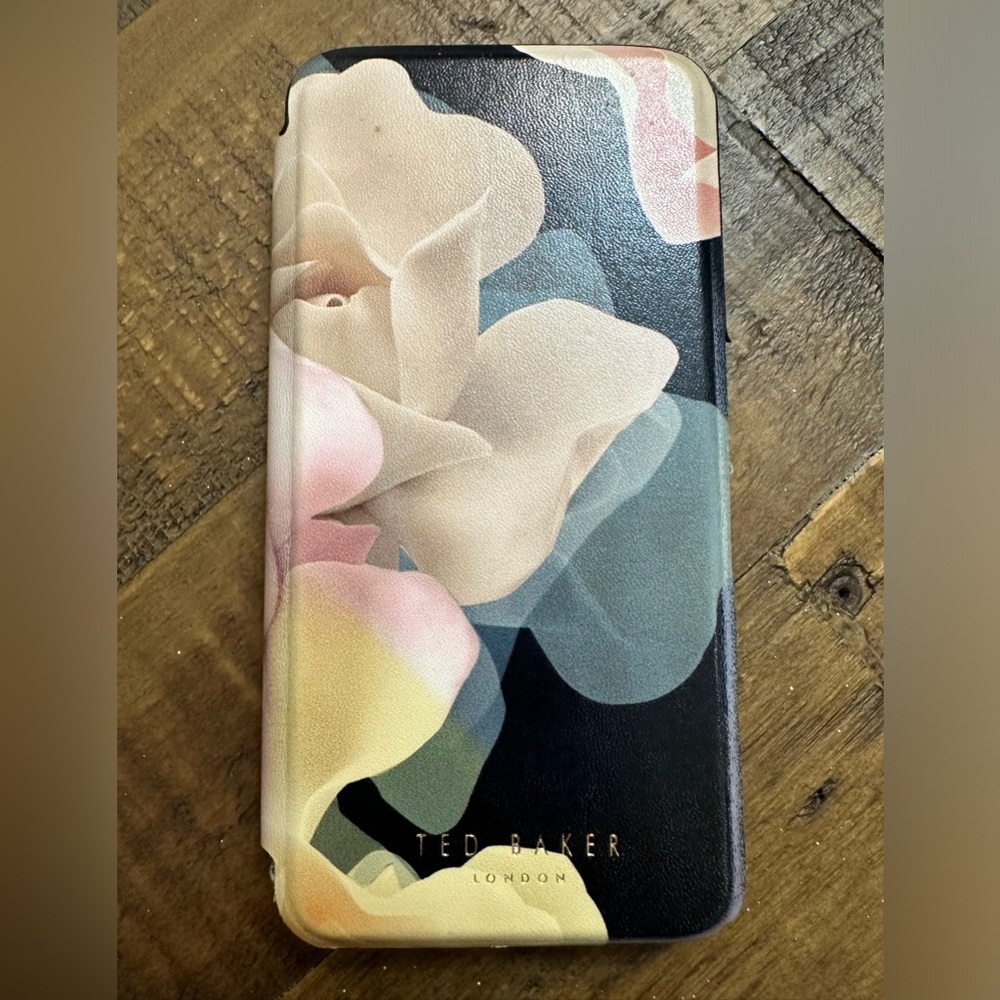 GORGEOUS Ted Baker Mirrored iPhone Case X/XS